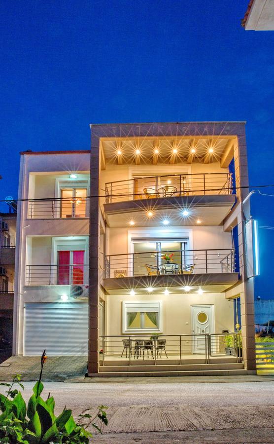 Golden Suites Ofrinion Exterior photo